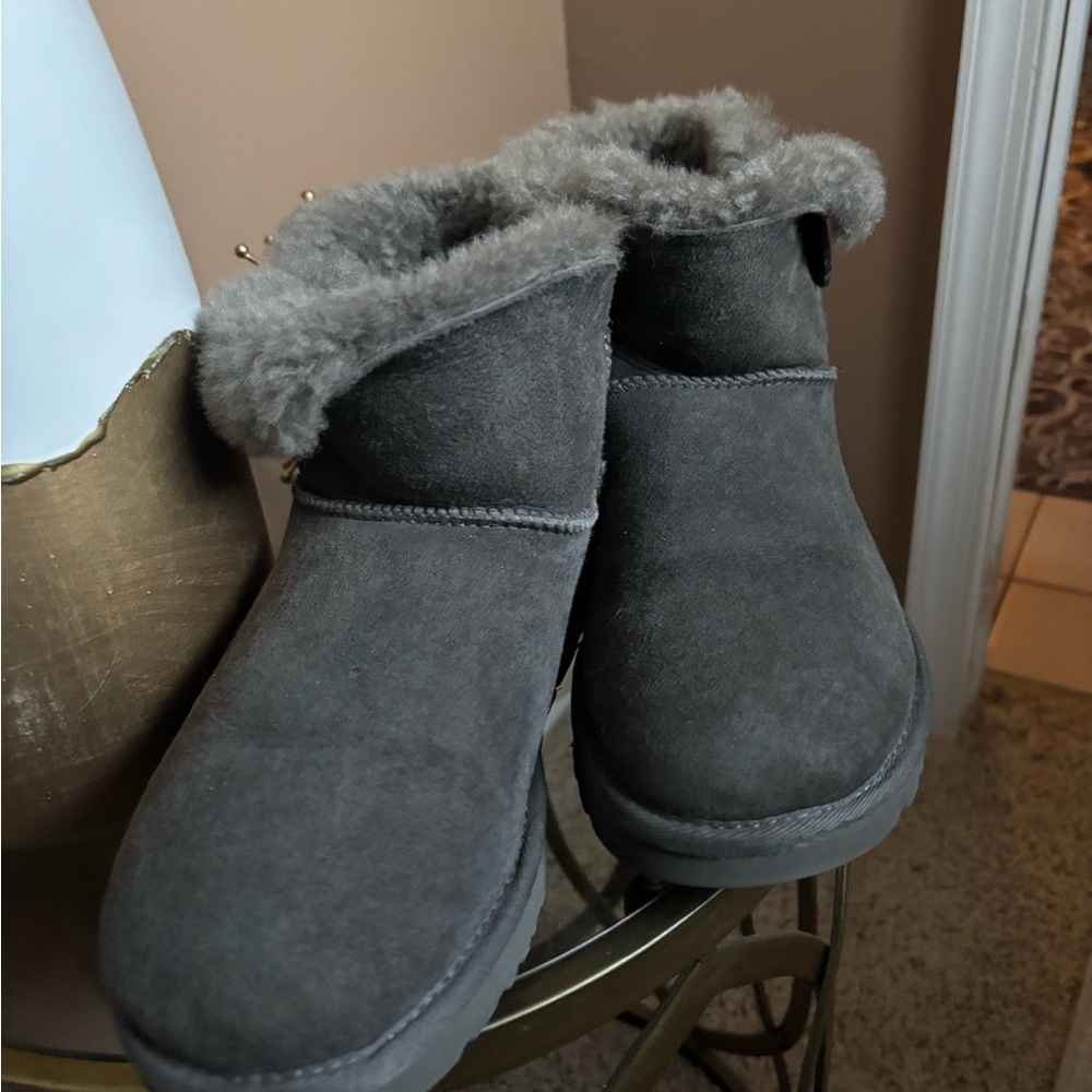 Women's Gray Suede Ankle Boots
